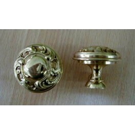 Bouton de meuble Louis XV N°189 - Laiton