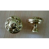 Bouton de meuble Louis XV N°189 - Laiton